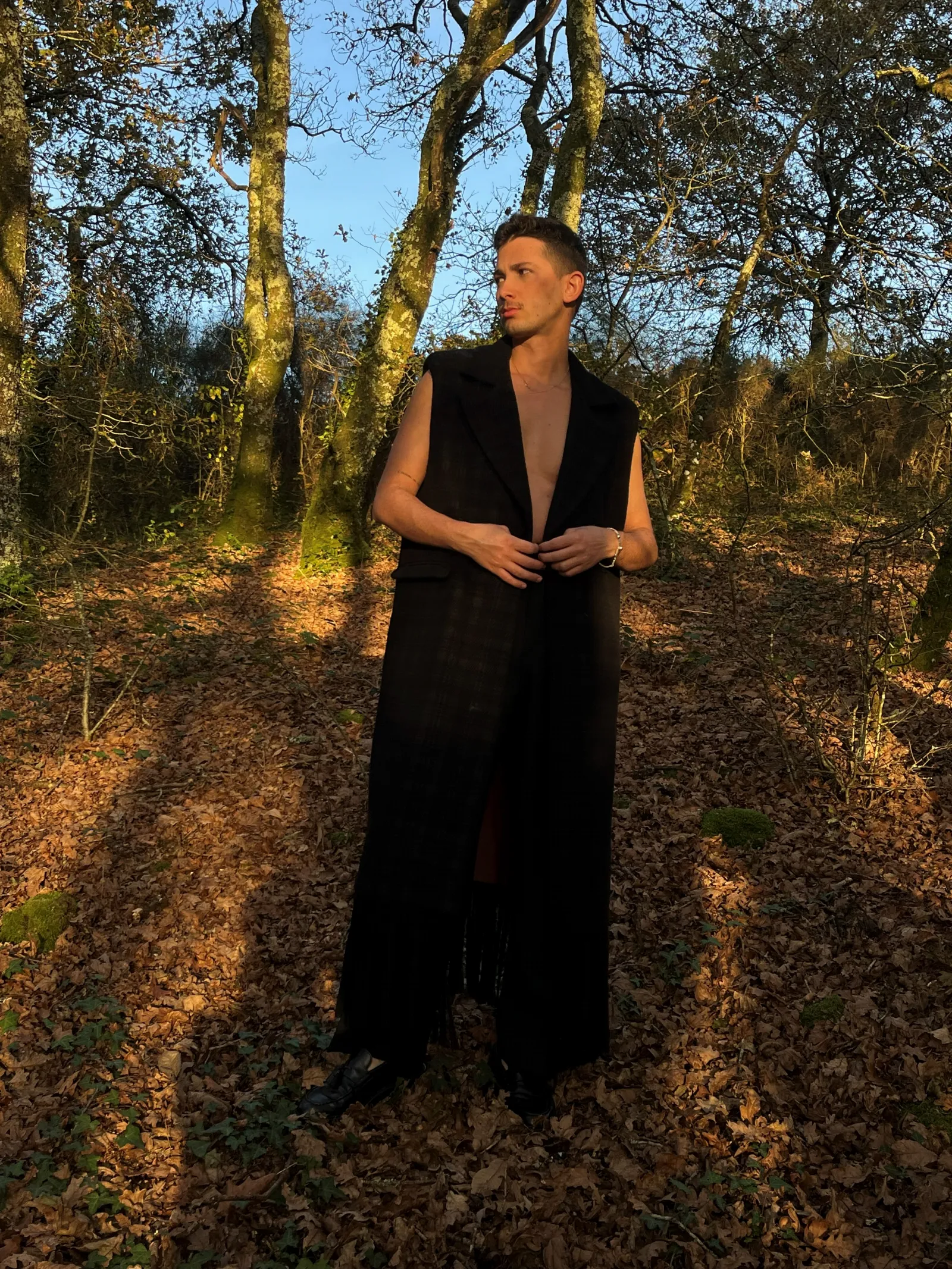 Corvo, look 02