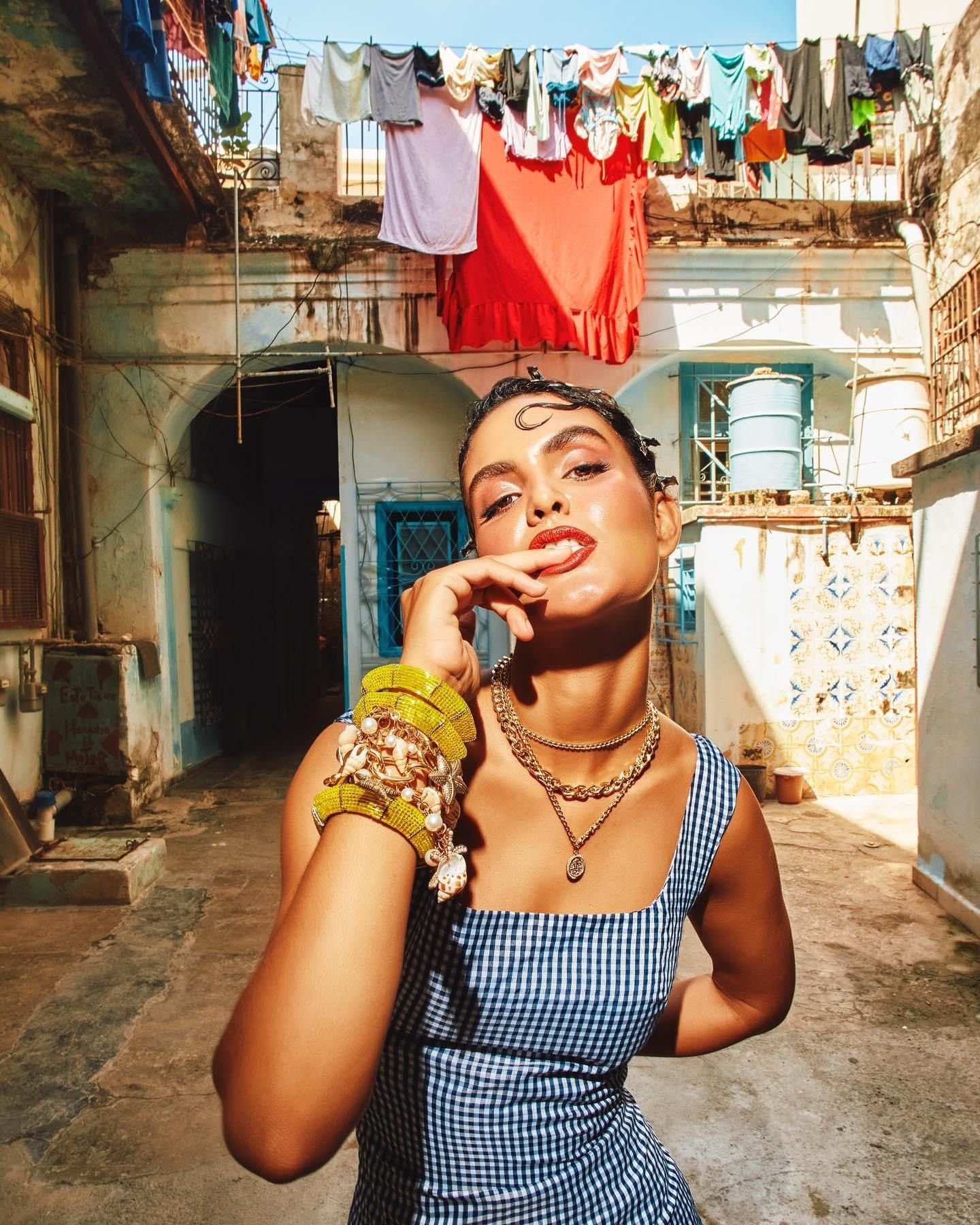 El Solar, look 10
